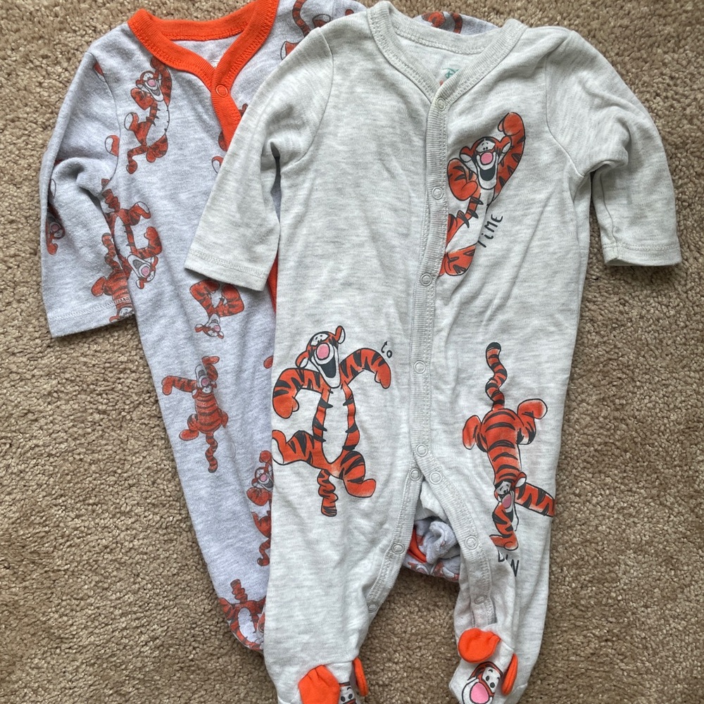 Disney Tigger from Winnie the Pooh Footies - Gray and Orange